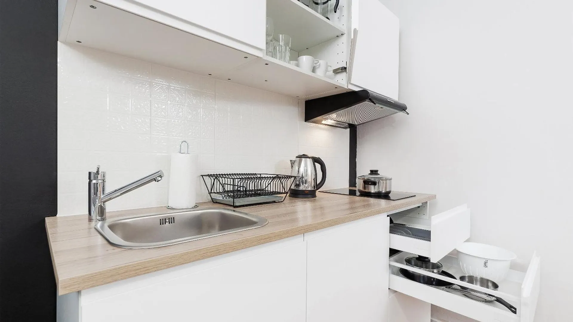 Kazimierz District - Paulinska 18 Street Apartment Krakow 0*,  Poland